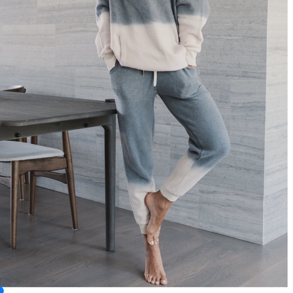 Feat x Helen Owens BlanketBlend Joggers Sz S